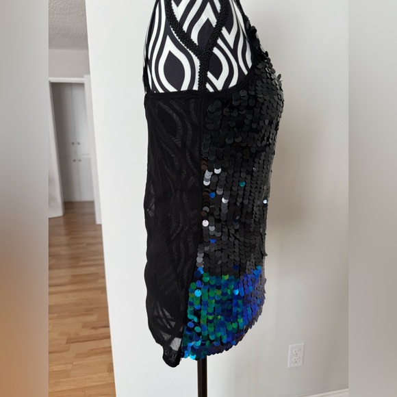 Vintage Y2K Disc Sequin Ombré Asymmetrical McBling Girlhood Core Top - Picture 17 of 17